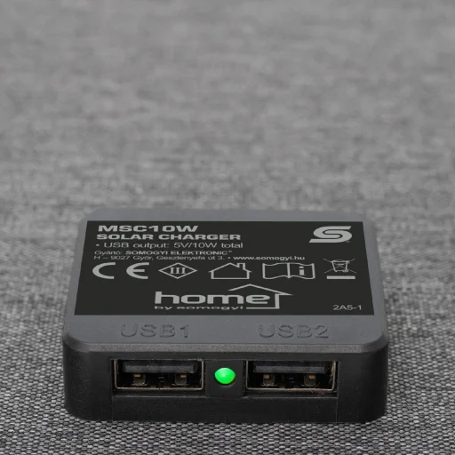 HOME MSC10W hordozható napelemes USB töltő, összecsukható, 10Watt, 2xUSB, LED töltésjelző, felakasztható, tartozék karabinerekkel - 4