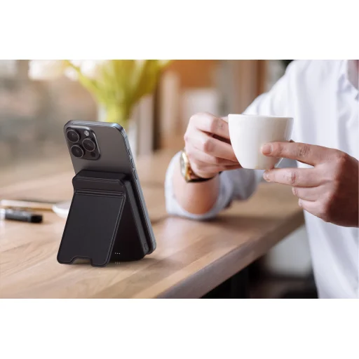 Satechi Qi2 10K mágneses külső akkumulátor állvánnyal - fekete - 4