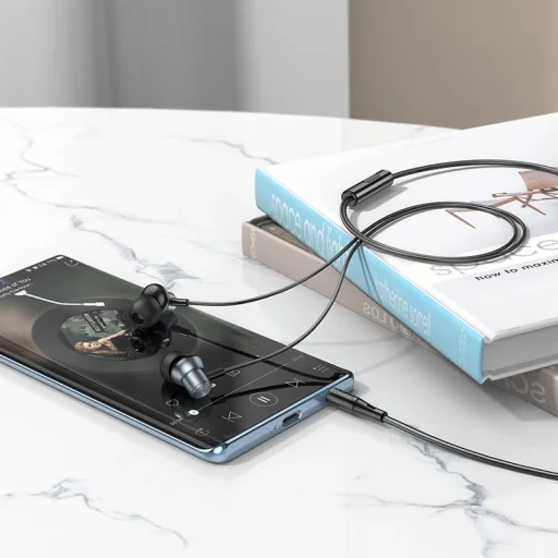 HOCO vezetékes fülhallgató Jack 3,5 mm mikrofonnal M110 fém szürke - 5