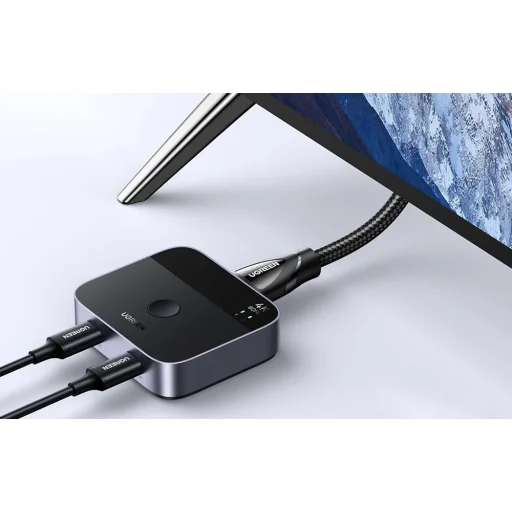 Ugreen AW502 2-in-1 Switch  2x USB-C to HDMI, 4K 60Hz - 2
