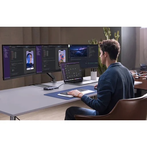 Ugreen CM639 USB-C HUB adapter - 2