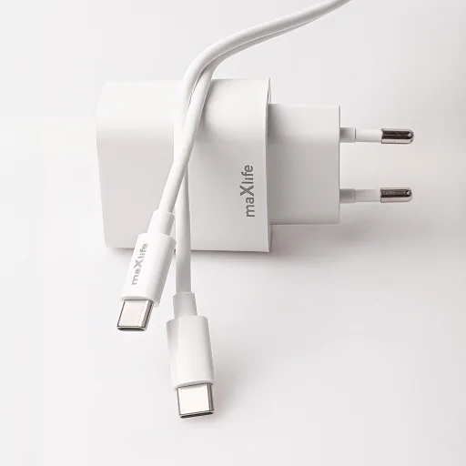 Maxlife MXTC-06-20C PD QC töltő 1x USB-C 20W fehér + USB-C - USB-C kábel 20W - 8