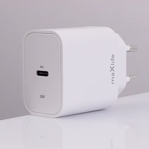 Maxlife MXTC-06-20C PD QC töltő 1x USB-C 20W fehér + USB-C - USB-C kábel 20W - 9