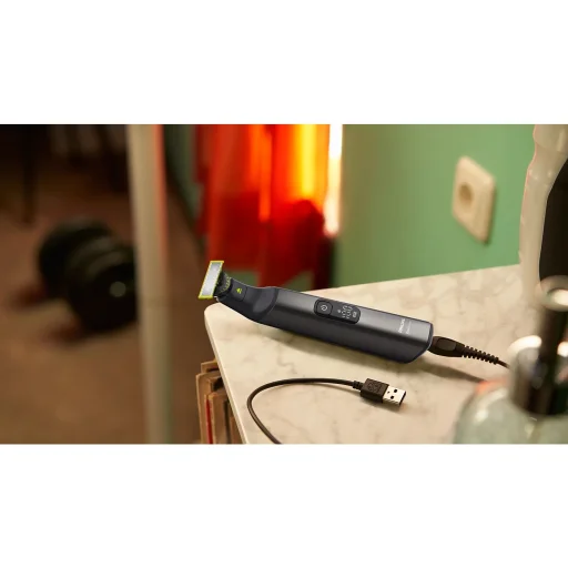 Philips elektromos borotva One-Blade Pro 360 QP6552/15 fekete EU - 3