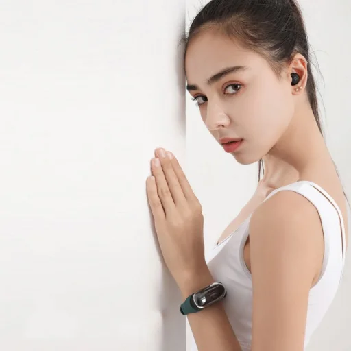 Remax TWS-15 vezeték nélküli bluetooth fülhallgató csuklópánt tárolóval fekete - 3