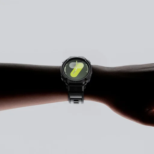 Spigen Rugged Armor "Pro" Samsung Galaxy Watch 8 (44 mm) Fekete óraszíj - 12