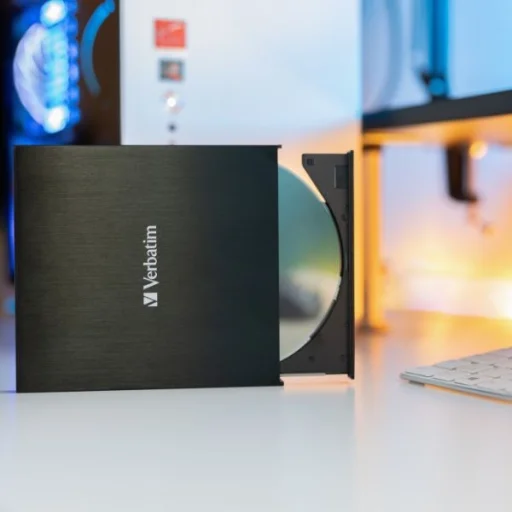 Verbatim Külső Slimline Blu-ray Író + USB 3.0 Kábel fekete 43890 - 3