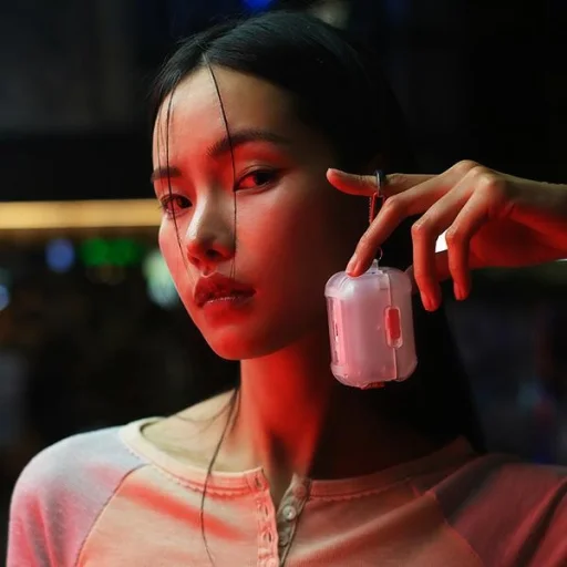 Skinarma tok Mecha AirPods Pro 2 füst - 7