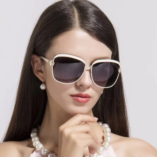 Női Polarizált Napszemüveg UV védelemmel, Fém Kerettel - Sárga Techsuit (8702) - 2