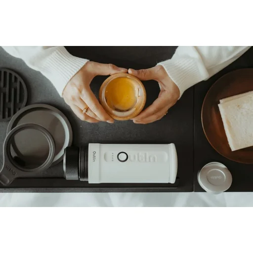 Outin Nano 7500 mAh hordozható kávéfőző (fehér) - 7