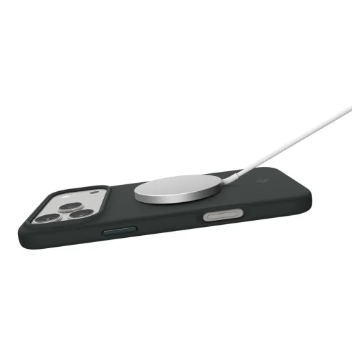 iPhone 17 Pro Max Spigen Silicone Fit Mag Magsafe tok Mélyzöld - 7