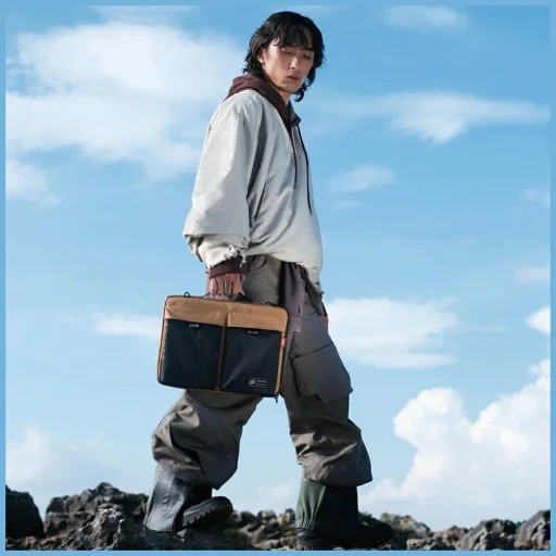 Skinarma Jager Laptop Sleeve 14" barna - 4