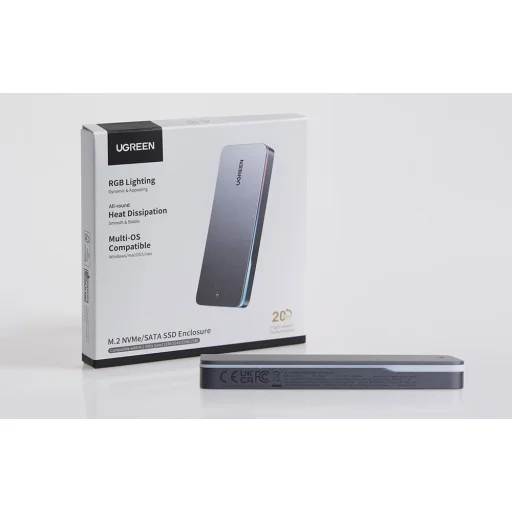 UGREEN CM777 M.2 NVMe/SATA SSD ház 2.5/3.5 hüvelykes 20G - 9