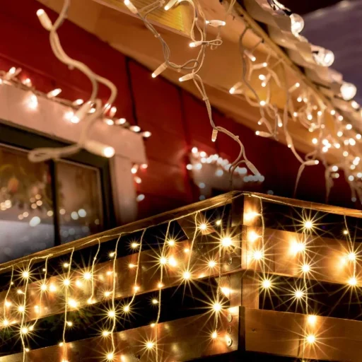 Home KKF 908/WW LED-es fényfüggöny, 30 m / 900 db melegfehér LED, 8 fényprogram, fehér vezeték, hálózati adapter, kül- és beltéri kivitel - 1