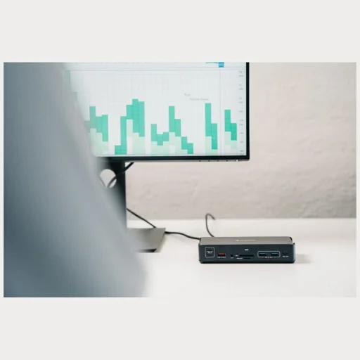 Verbatim Pro 15 az 1-ben USB-C dokkolóállomás - 2xHDMI/DisplayPort/RJ45/4xUSB-A/4xUSB-C/SD/microSD/Audio - 4