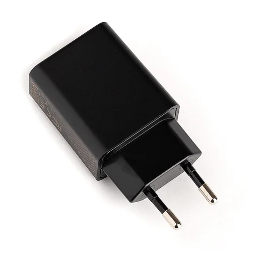 JOYROOM L-QP183 Dual Port hálózati gyorstöltő adapter 18W PD és QC 3.0 támogatással - 3