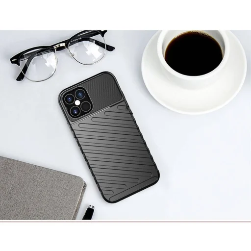 iPhone 12/ 12 Pro Thunder fokozott védelmet biztosító flexibilis TPU tok fekete - 9