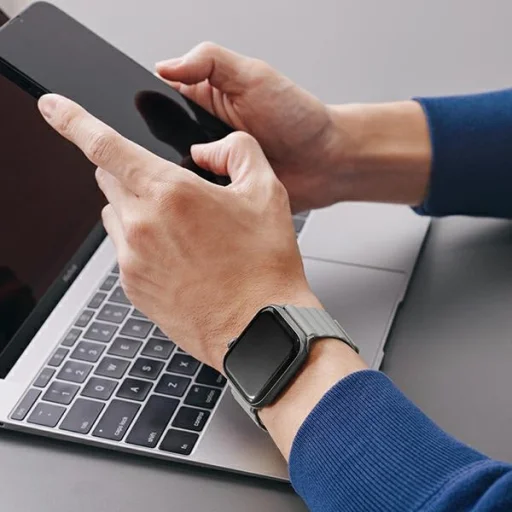 Apple Watch 1/2/3/4/5/6/7/8/9/SE/SE2/SE3/Ultra/Ultra 2/Ultra 342/44/45/49mm UNIQ Revix szíj fekete-kék - 6