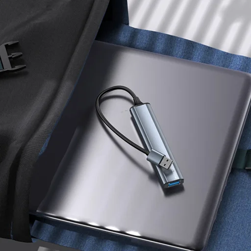 Yesido Dokkolóállomás 4 az 1-ben (HB18) - USB 1x USB3.0-ra, 3x USB2.0, Plug&Play, 5Gbps, Alumínium ötvözet - Szürke - 4