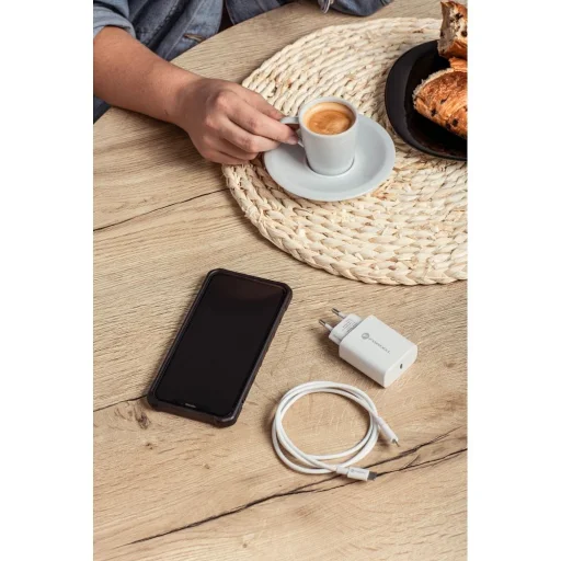 Forcell F-Energy USB C QC4.0 PD 3A 20W + kábel USB C Lightning fehér - 25