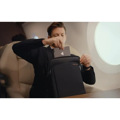 OneXplayer G1 AMD AI370 64+4TB - 10