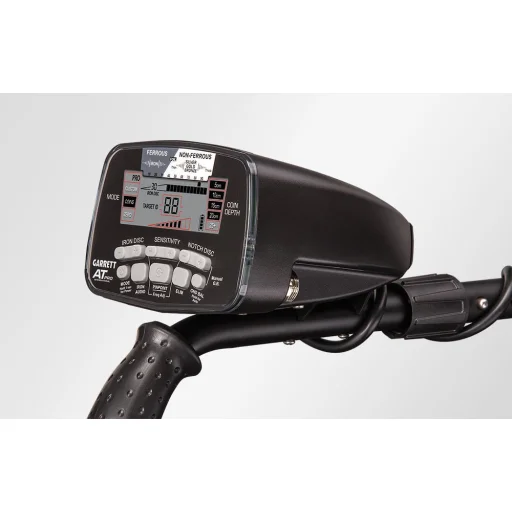 Garrett AT Pro - Nemzetközi Fémdetektor - 10
