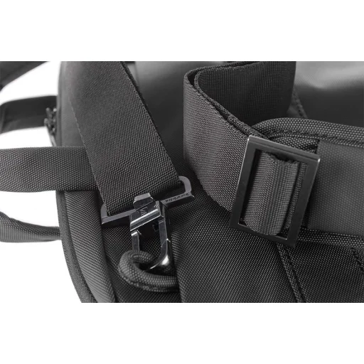 Tucano Work Out 3 vékony táska MacBook Air 13'' / MacBook Pro 13'' / MacBook Pro 13'' Retina / Ultrabook 13'' (fekete) - 2