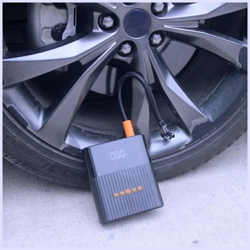 4smarts PitStop+ 8800mAh önindító, töltő és kompresszor, zseblámpa fekete - 5