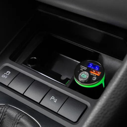 Proove - Autós töltő FM modulátorral (FMNX30110001) - USB, Type-C, U-lemez, TF, BT 5.3, Gyors töltés, 30W, LED, 12-24V - Fekete - 6