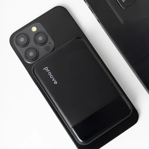 Proove Hoodman Power Bank - Type-C, Lightning, Mágneses, LED Kijelzővel, Qi, 20W, 10000mAh - Fekete - 3