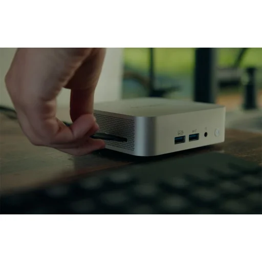 GEEKOM A8 Mini PC Ryzen 9 8945HS 32 GB + 1 TB + Windows 11 Pro - 16