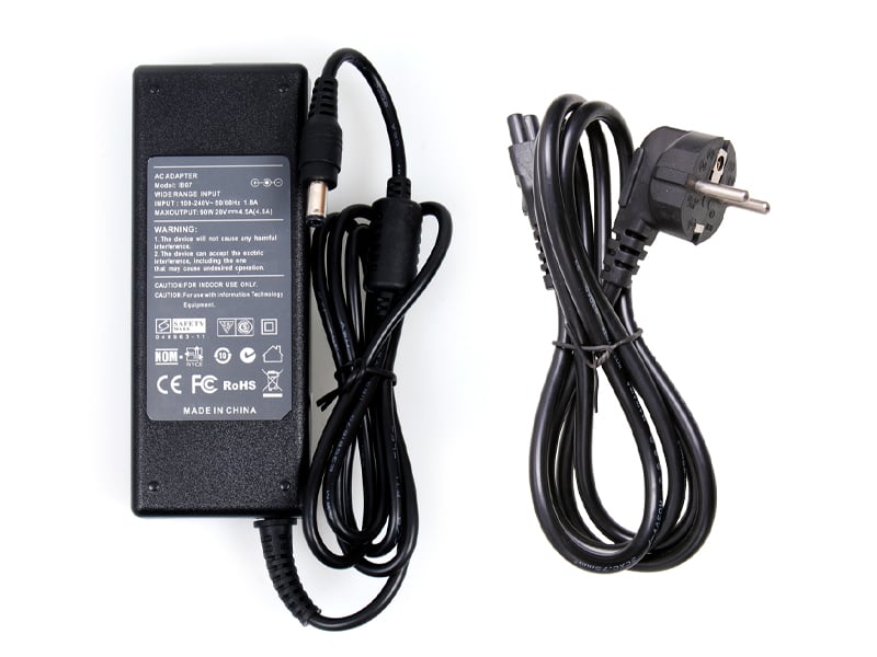 Lenovo utángyártott adapter 20V, 4,5A (90W), 5.5mm*8mm -0