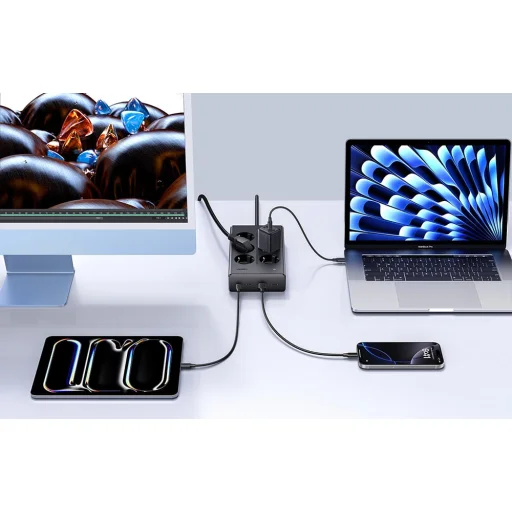 UGREEN S622 elosztó, 20W, 6xAC, 3xUSB, USB-C, 1,5m kábel - 6