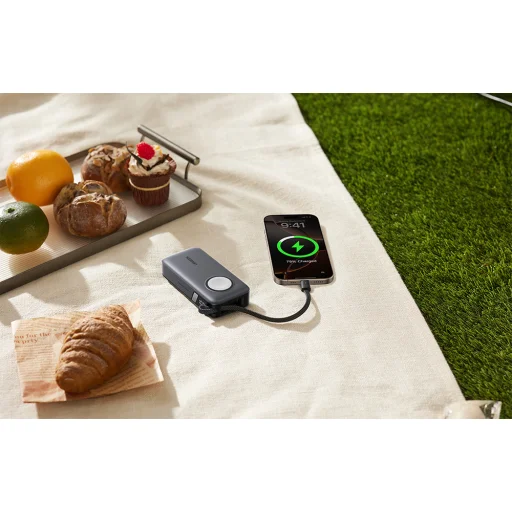 UGREEN PB527 Power Bank, 10000 mAh, 30 W, mágneses - 5