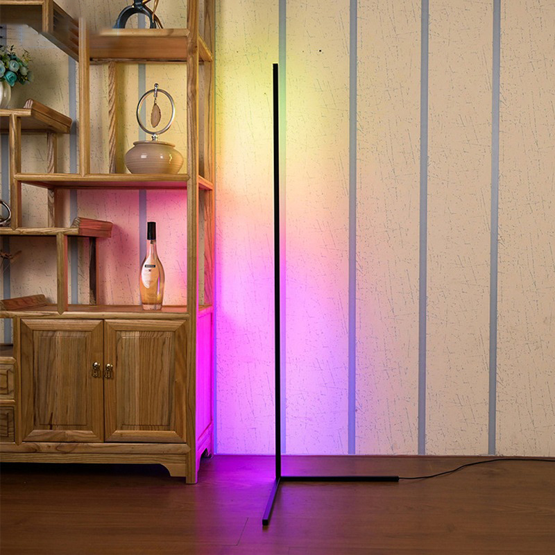 RGB LED Fekete saroklámpa, állólámpa, hangulatvilágítás távirányítóval 140cm-1
