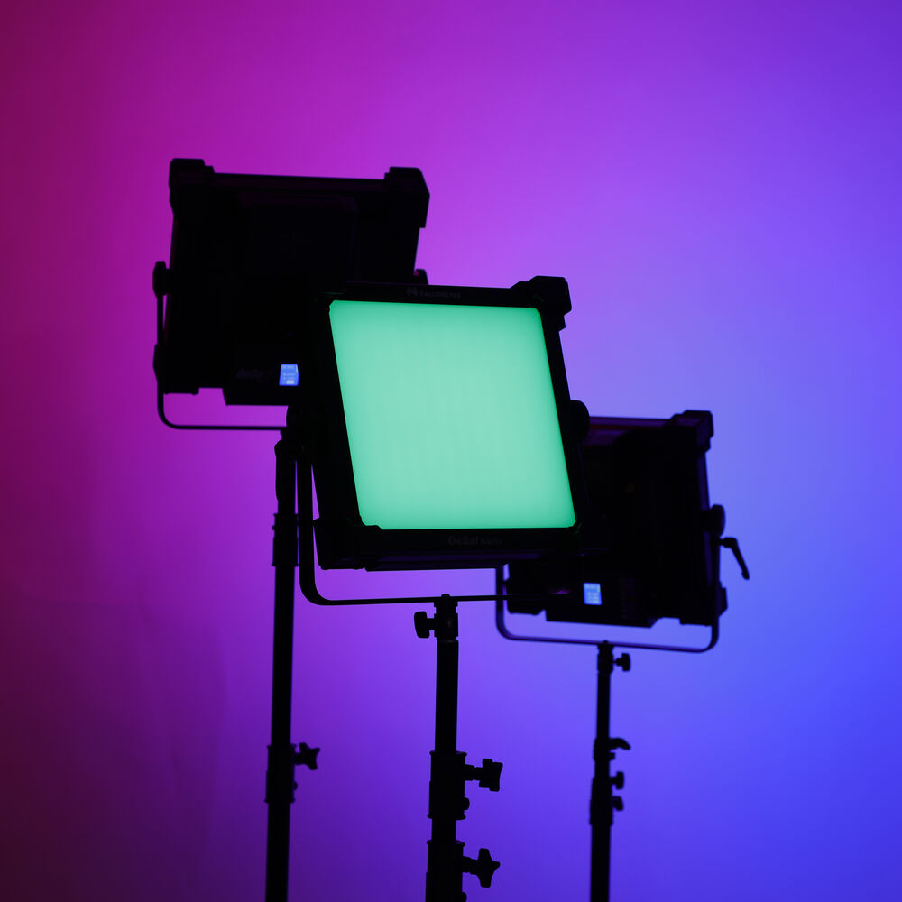 Falcon Eyes DeSal D-S711 II 100W RGB LED panel, videólámpa, világítás 3000-5600K-8