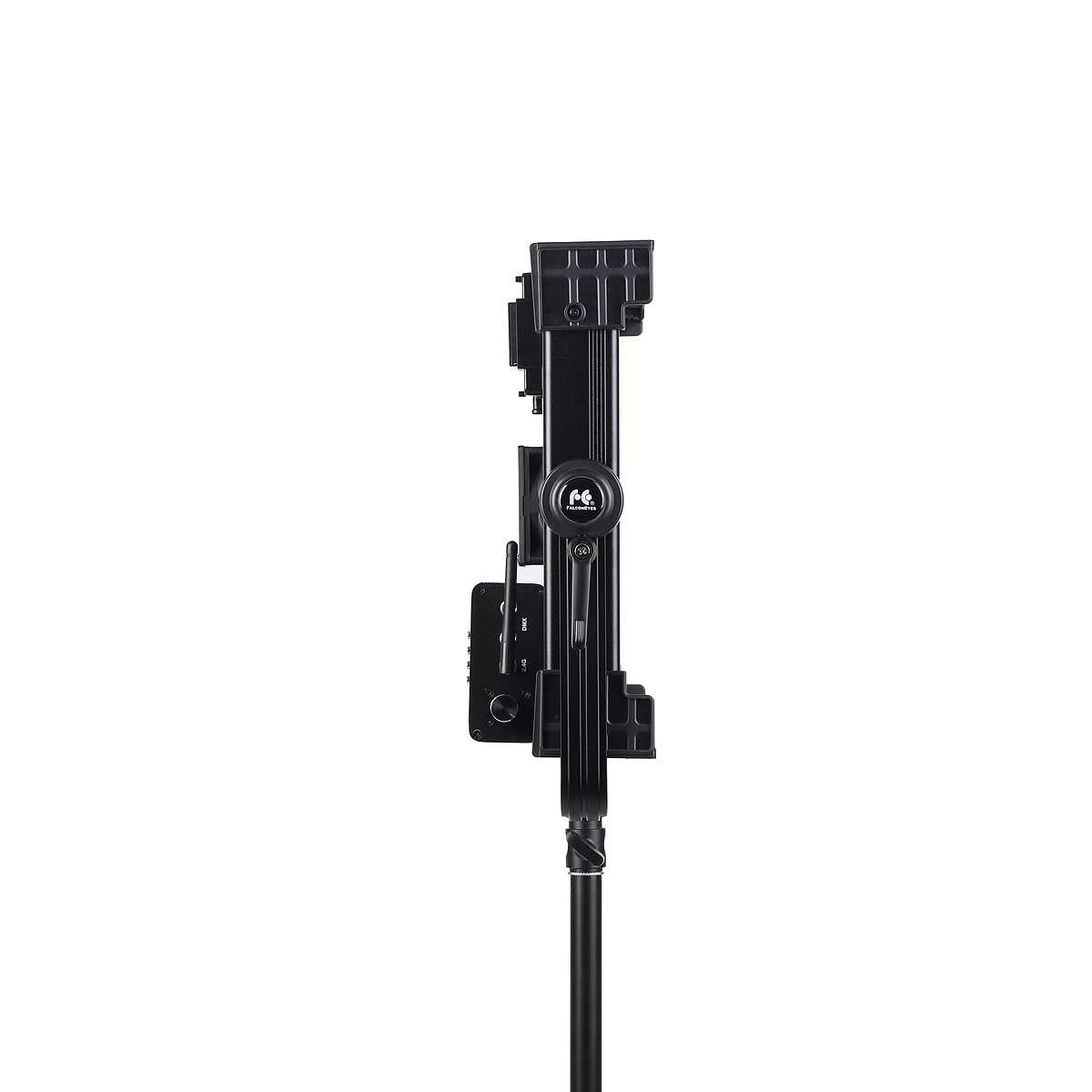Falcon Eyes DeSal D-S711 II 100W RGB LED panel, videólámpa, világítás 3000-5600K-3
