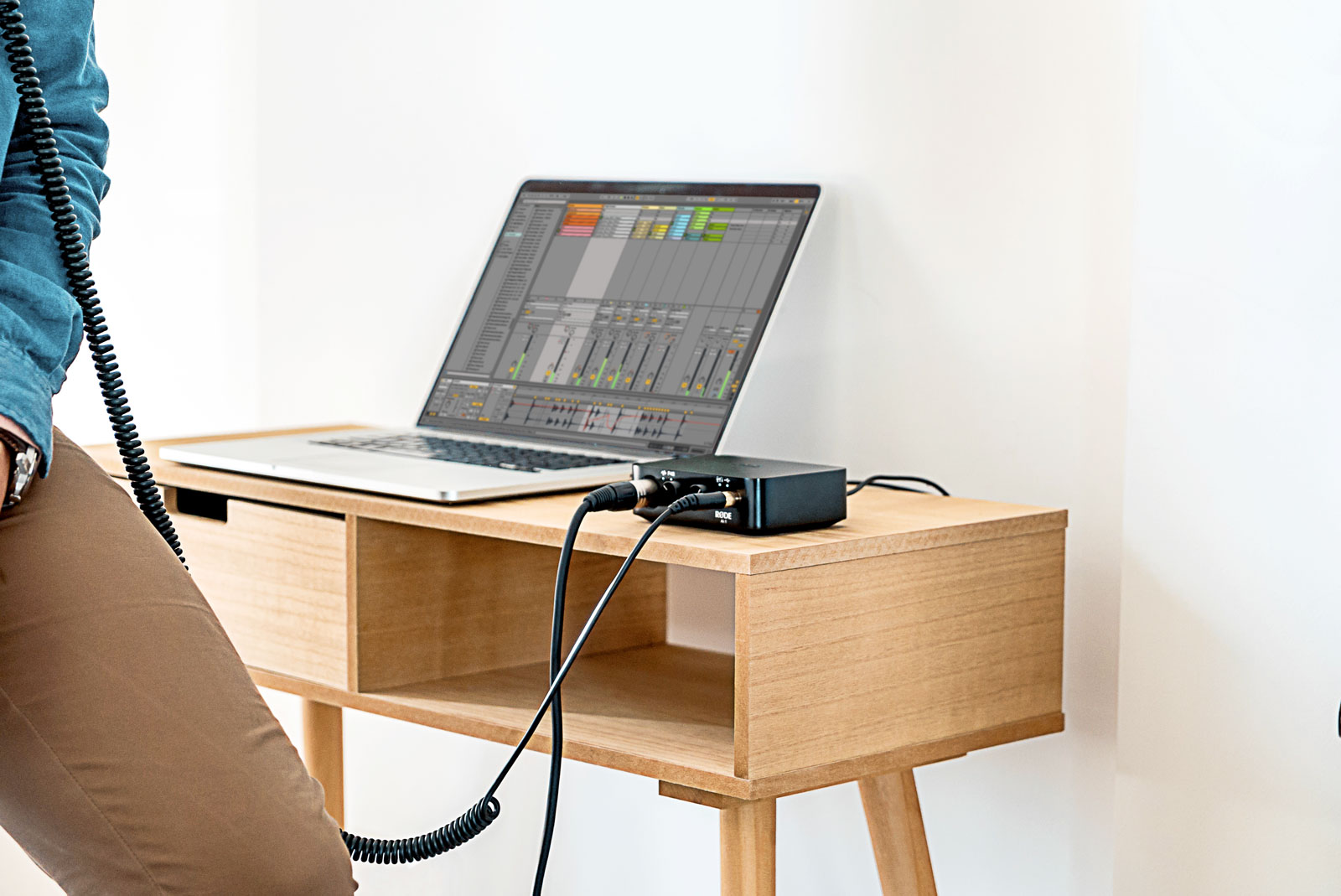 RODE AI-1 USB audio interfész-6