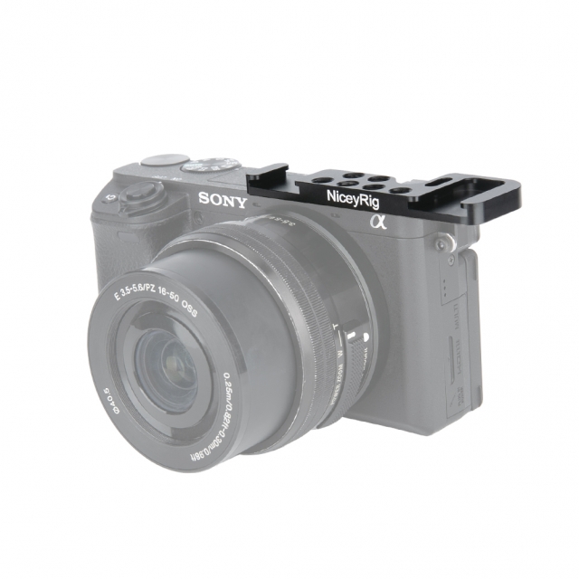 NICEYRIG vakupapucs adapter 1/4-es csatlakozással Sony A6100/A6300/A6400/A6500 kamerához (bal oldali) (321)-0