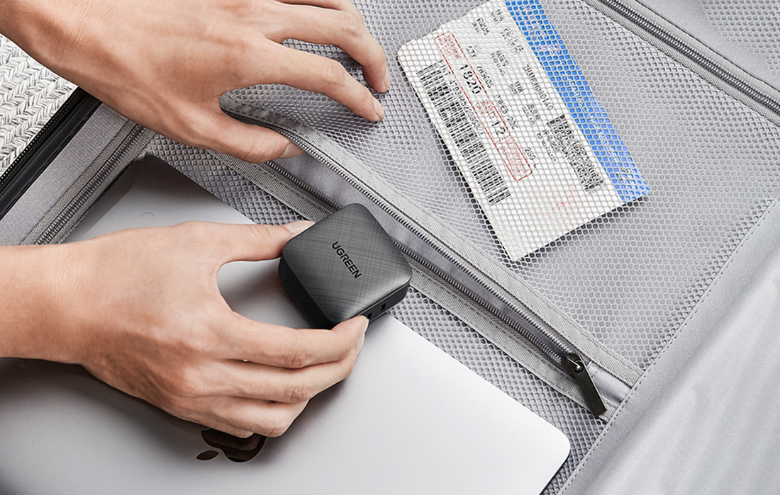 Ugreen CD216 Hálózati gyorstöltő adapter 2xUSB Type-C 66W PD fekete-3