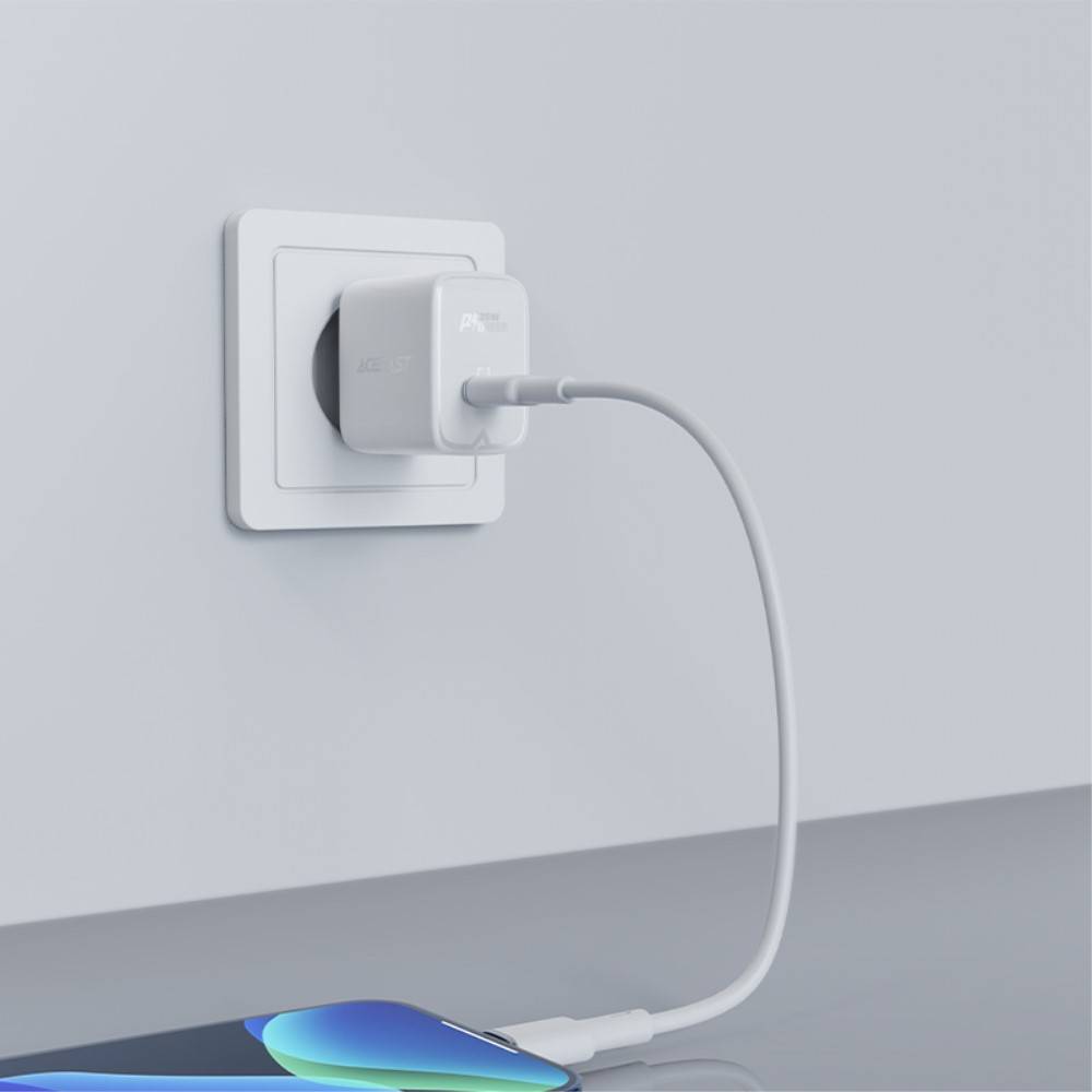 Acefast Fali hálózati töltő USB Type-C PD 20W 2,4A fekete-2
