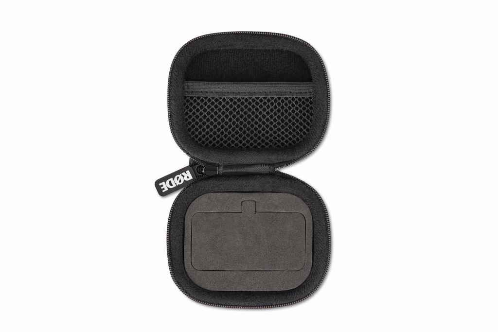 RODE Lavalier II prémium minőségű, lapos kialakítású csíptetős mikrofon 3.5mm TRS kis jack csatlakozóval és kiegészítőkkel-10