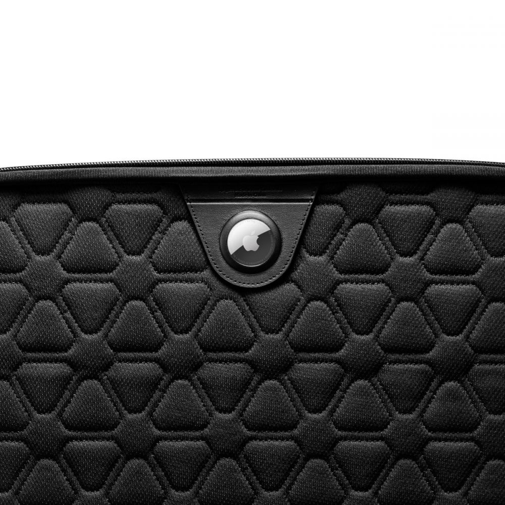 Spigen Rugged Armor Pouch Pro laptop tok 15''-16'' fekete (AFA04271) Macbook-hoz-10