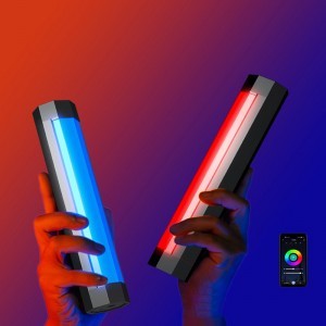LUXCEO P200 RGB LED lámpa, fénycső beépített akkumulátorral 3000-6000K, IP67 vízálló (iOS/Android)