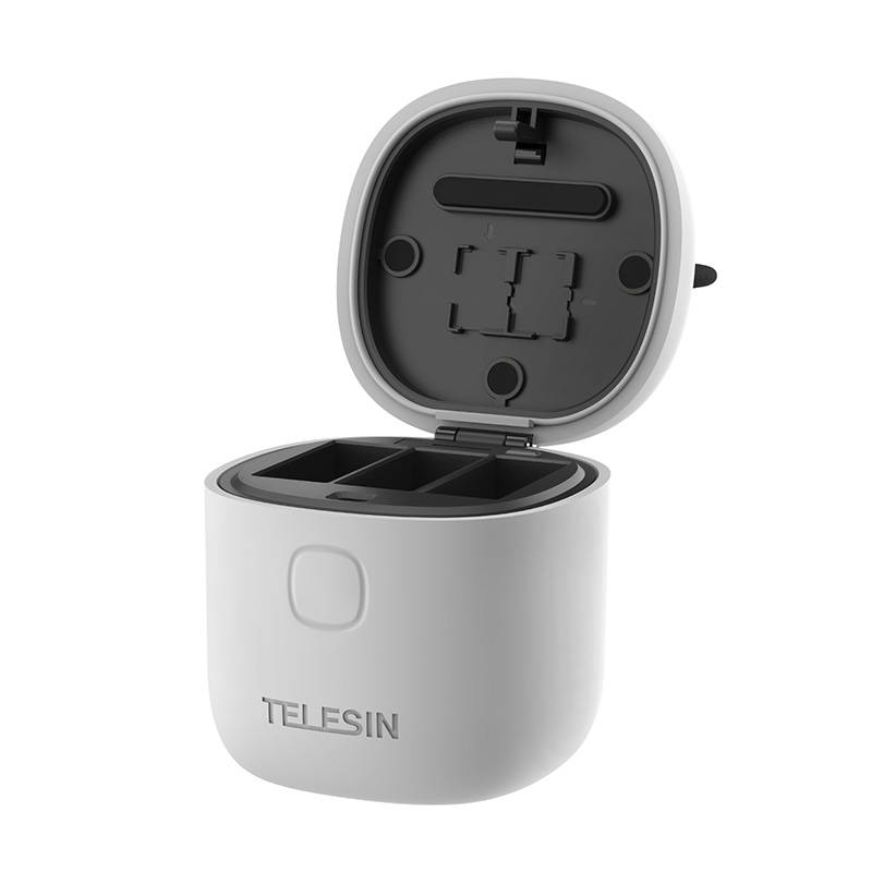 TELESIN Allin vízálló három foglalatos töltődoboz, kártyaolvasóval 2db akkumulátorral GoPro Hero 9 / Hero 10 / Hero 11 / Hero 12 akciókamerákhoz (GP-BTR-905-GY-B)-3