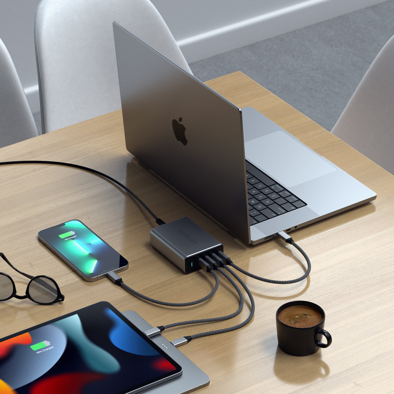 Satechi 165W 4x USB Type-C PD GaN hálózati töltő adapter (ST-UC165GM-EU)-7