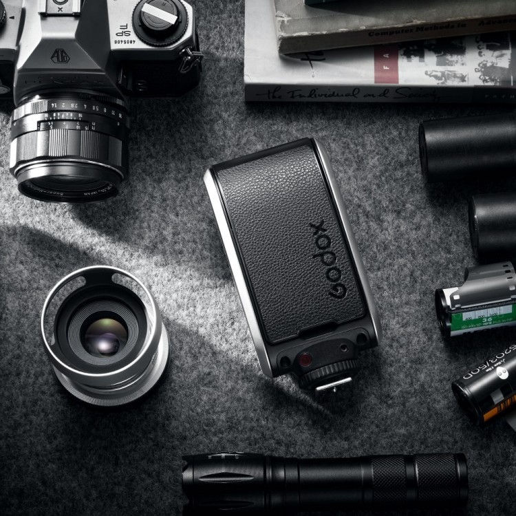 Godox Lux Senior Retro vaku-7
