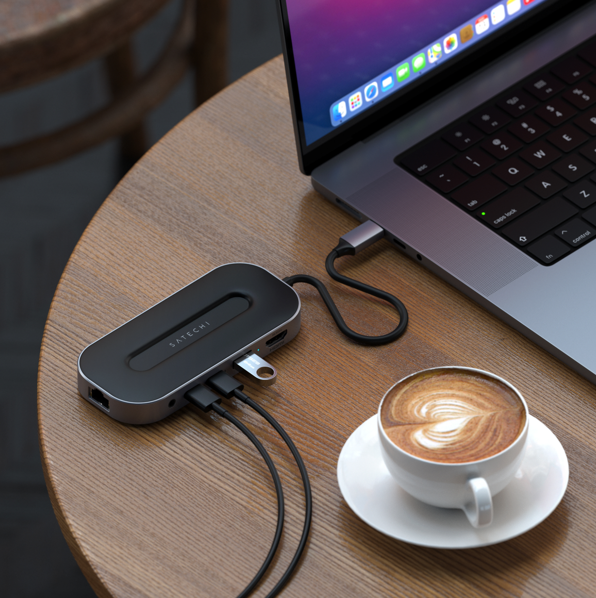 Satechi USB-4 többportos adapter, HUB elosztó W2.5G Ethernet (1xHDMI2.1, 1xUSB-A, 2x USB-C, Audio 3.5mm, Ethernet) - fekete (ST-U4MGEM)-2