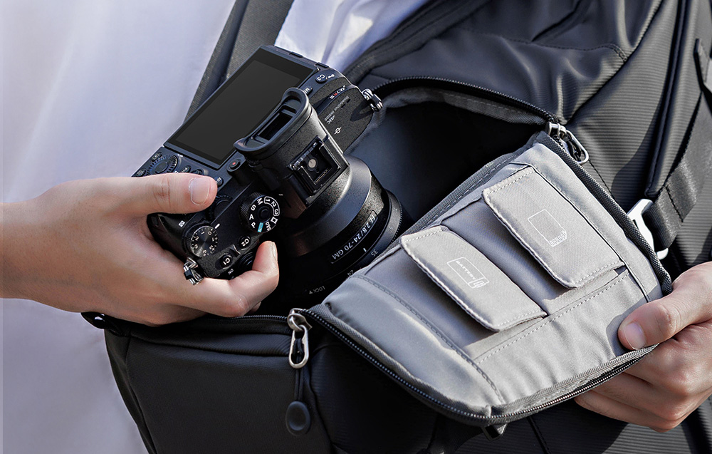 KF Concept Beta V6 fotós hátizsák, hátitáska fekete 20L (KF13.087AV6)-5