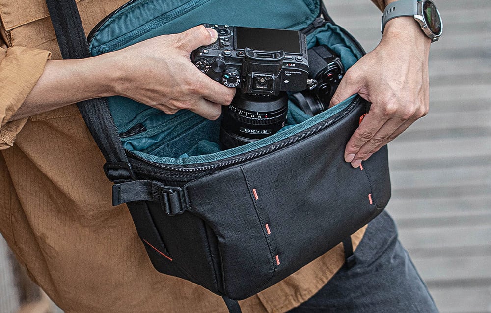 PGYTECH OneMo Sling 7L válltáska (Space Black) (P-CB-160)-1